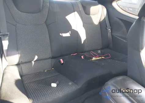 2012 Hyundai Genesis 2.0T z USA, uszkodzony, nr VIN KMHHT6KD9CU067184